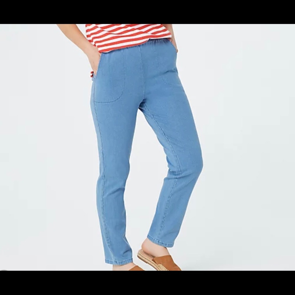 Denim & Co. Original Waist Stretch Petite Pants with Side Pockets (A43881)